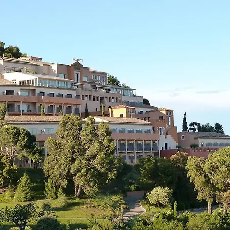 Amarante Golf Plaza