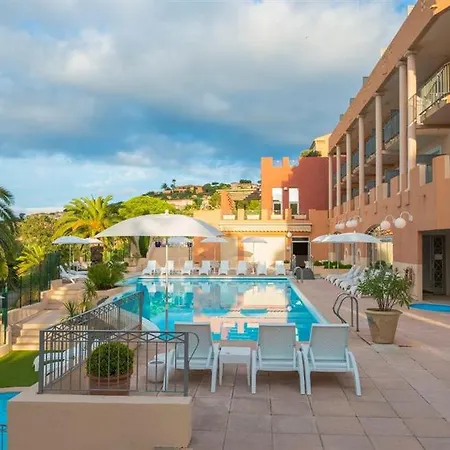 Amarante Golf Plaza